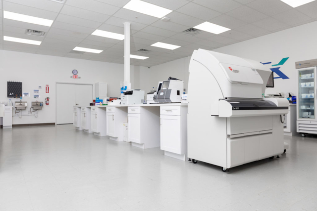 Open chemistry bench and specimen processing stations