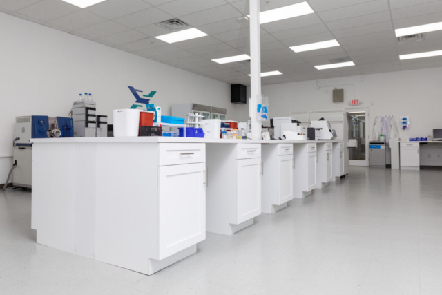 Toxicology bench and specimen preparation line