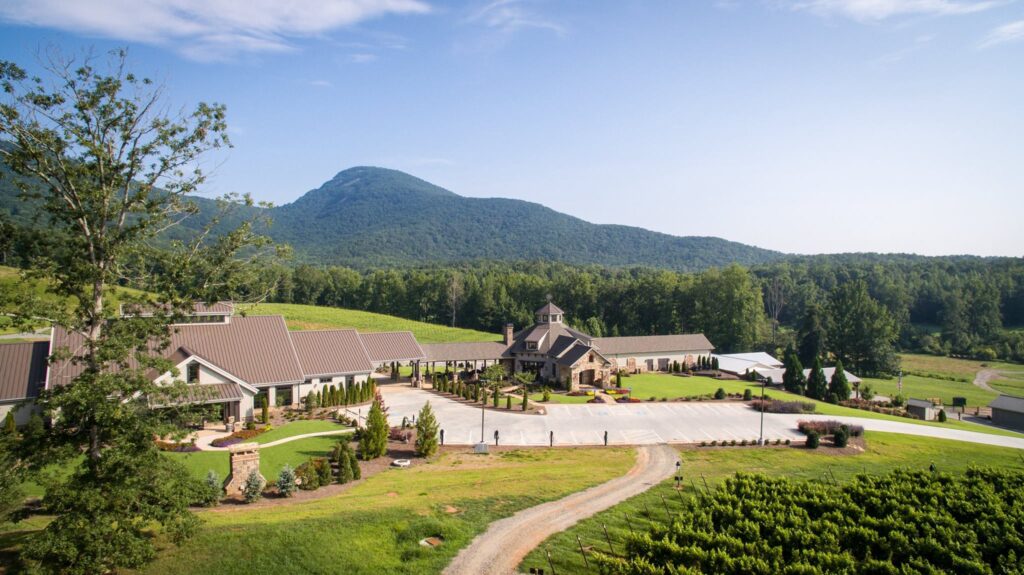 Yonah Mountain Vineyards wedding venue