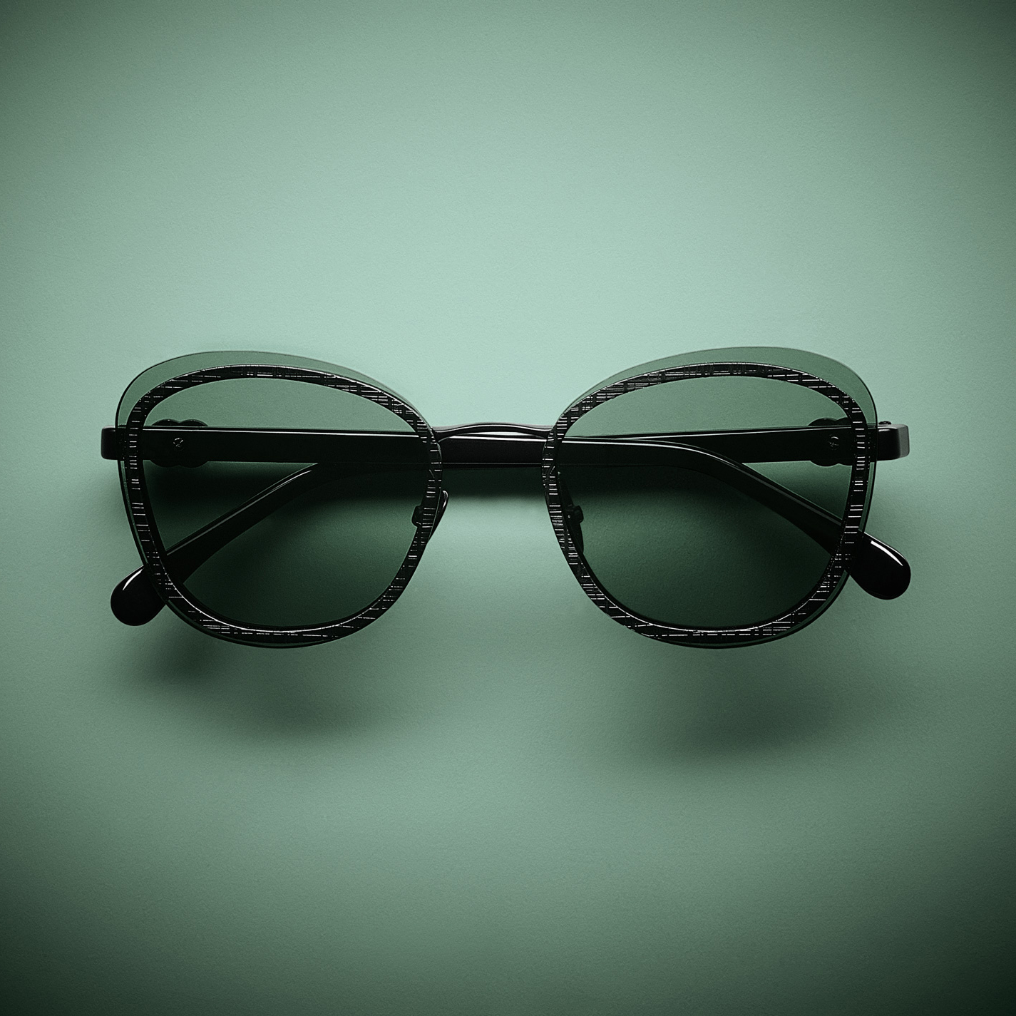 Lunettes de soleil en écaille, packshot
