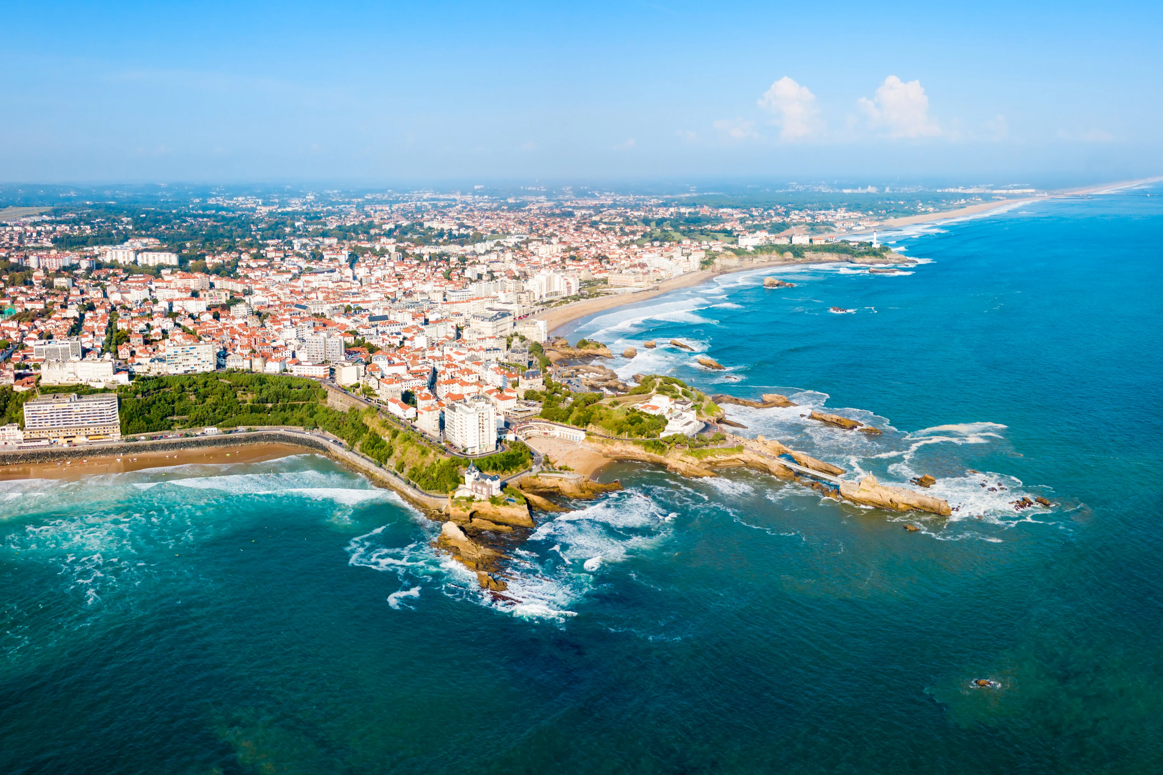 Vue aérienne de Biarritz et de la côte basque