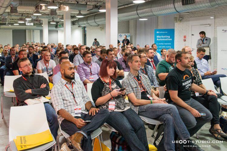 Attendees seated in rows listening to a Marketing Automation talk at Meet Magento Poland 2016