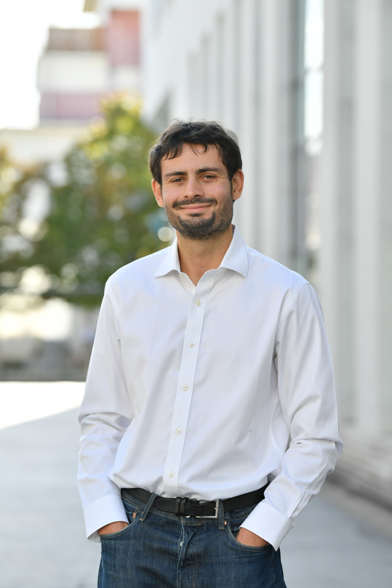 Portrait de Jean Hoche, co-directeur de l'École Faubourg