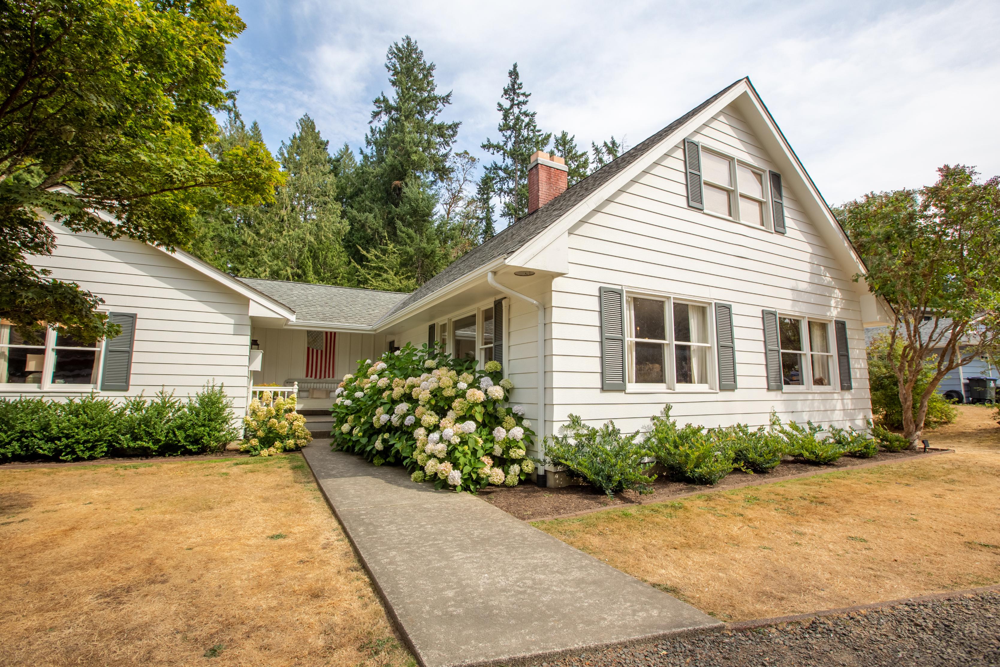 Sarah Anderson Design – interior design photography by Inspire Real Estate Media