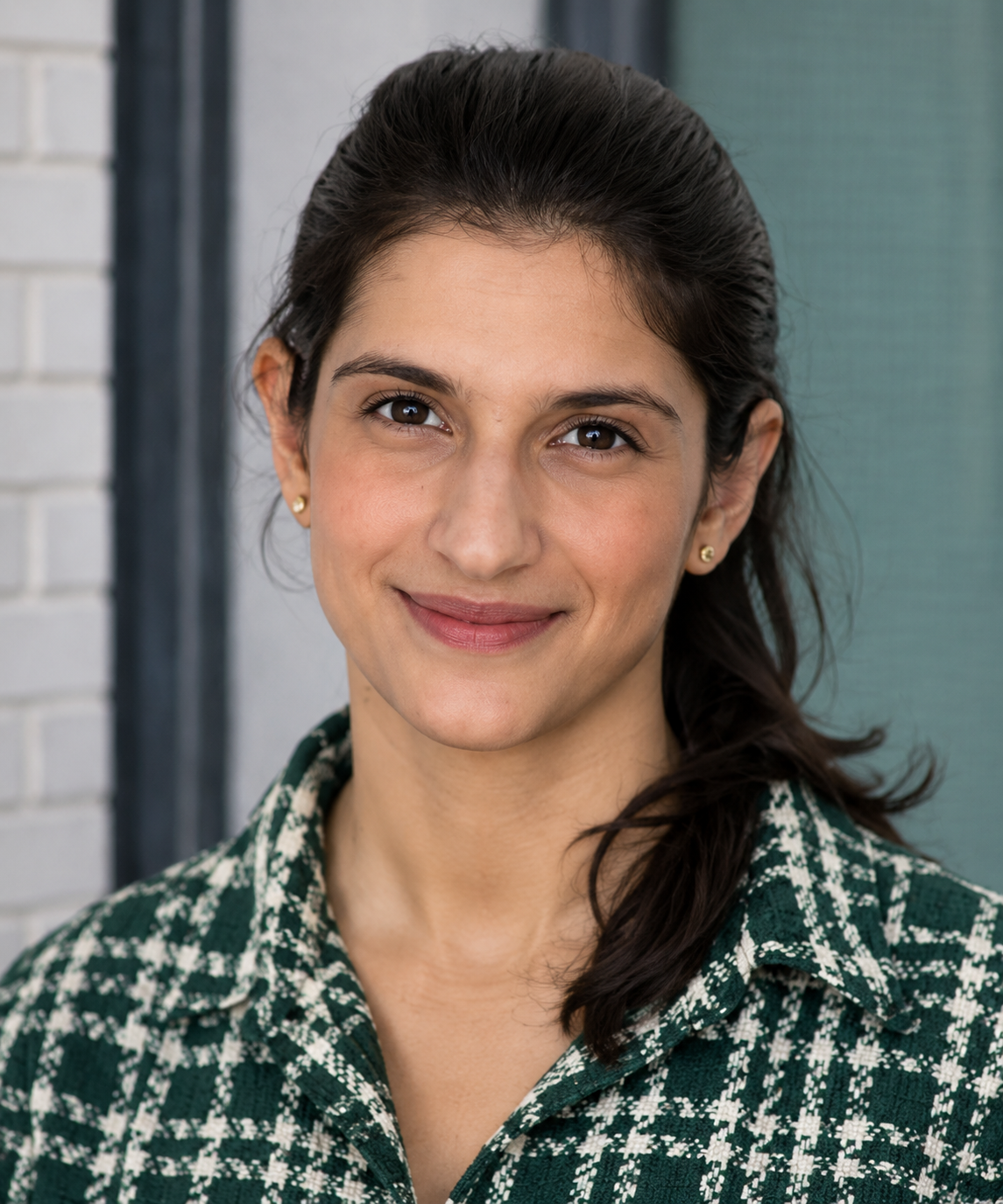 Anam Dehlvi Abdullah, ORA team.