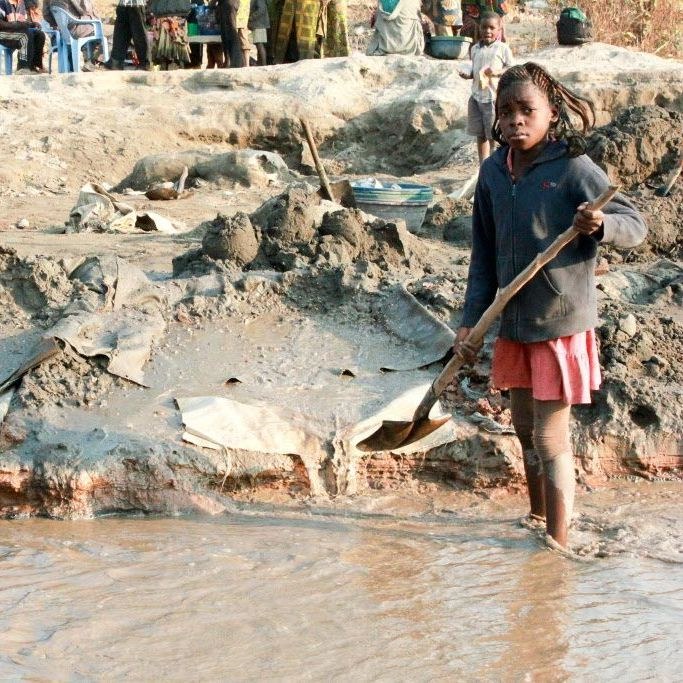 A child at an artisanal mine in the Democratic Republic of Congo
