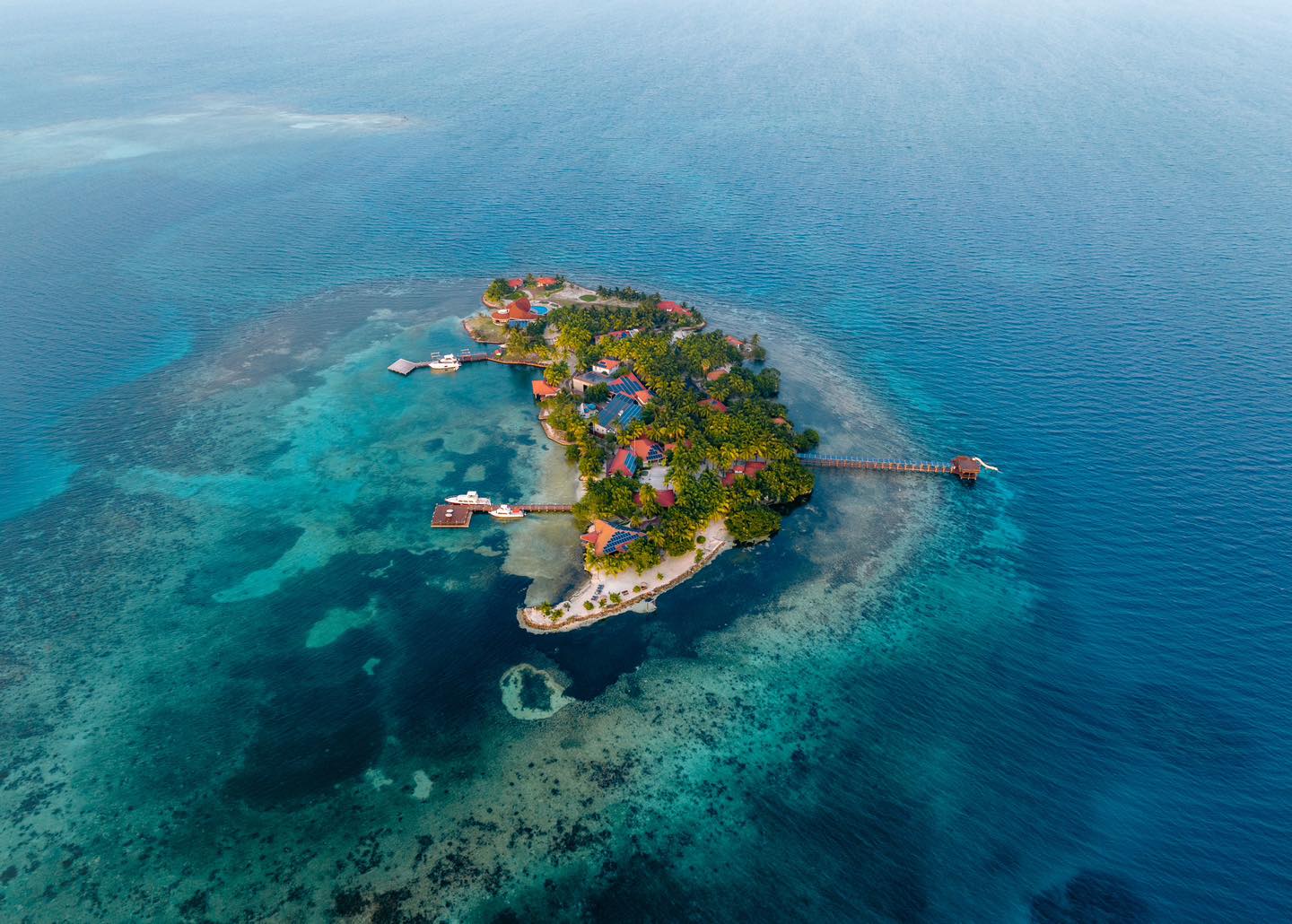 Ray Caye Island Resort, Belize