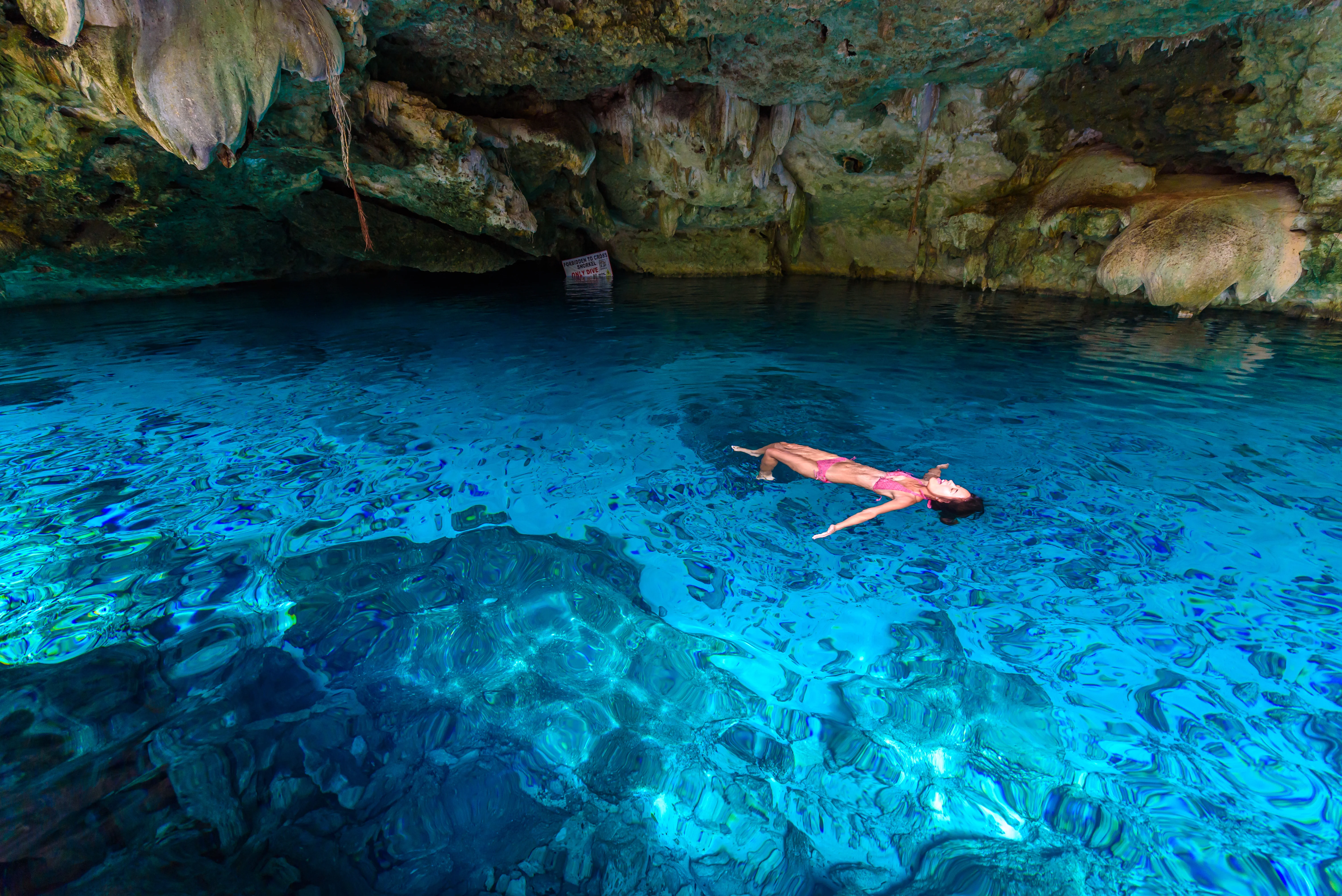 YucatanMexicocenoteswim