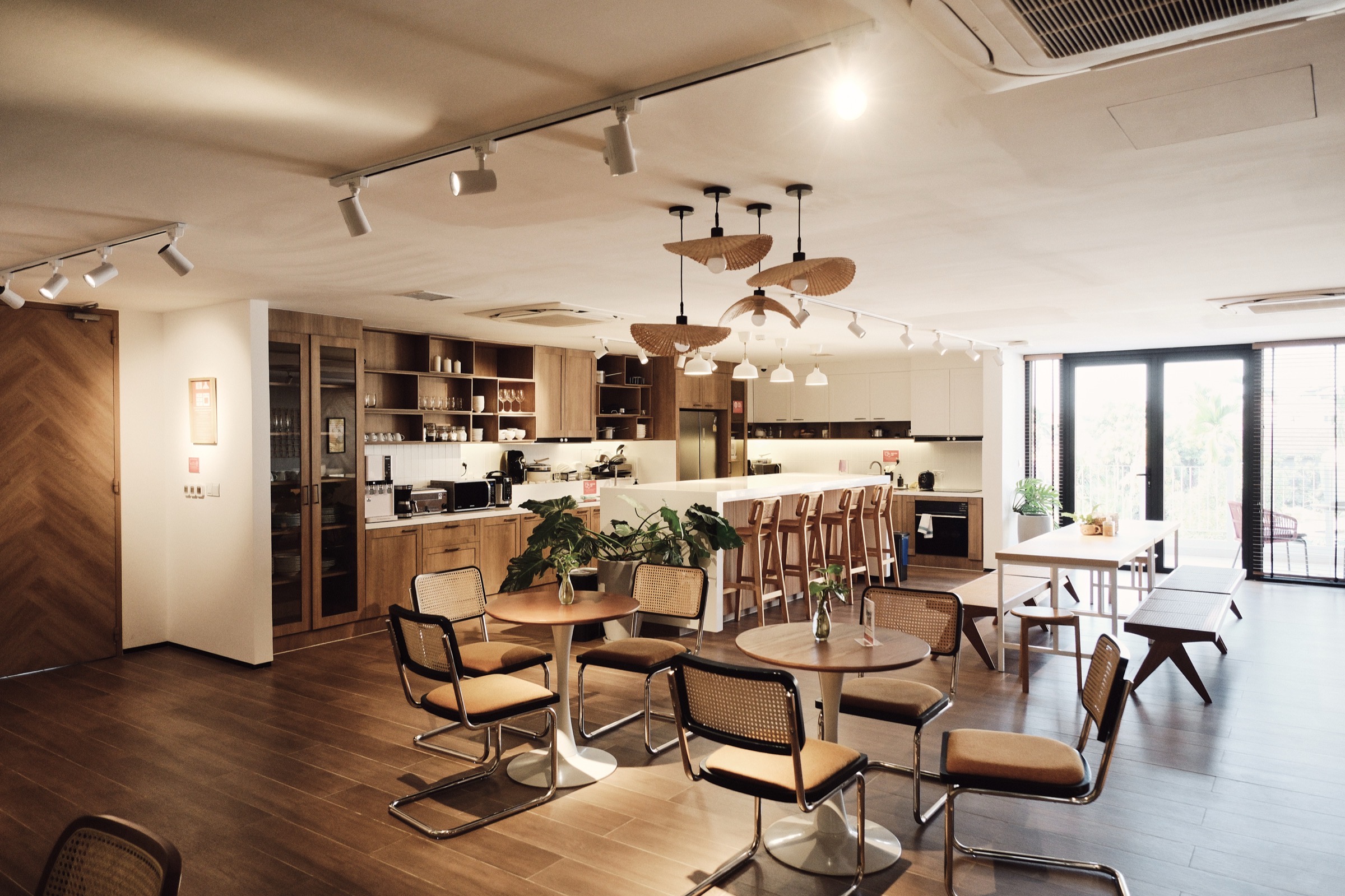 The kitchen and café tables
