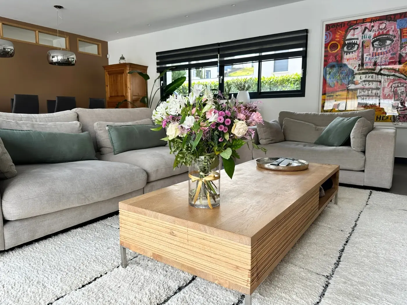 Photo immobilière d'un salon lumineux
