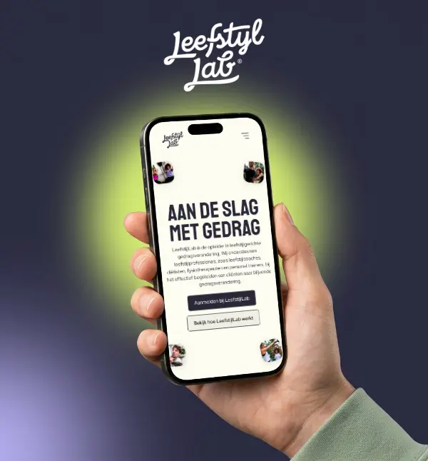 Leefstijl Lab website on a smartphone held in hand