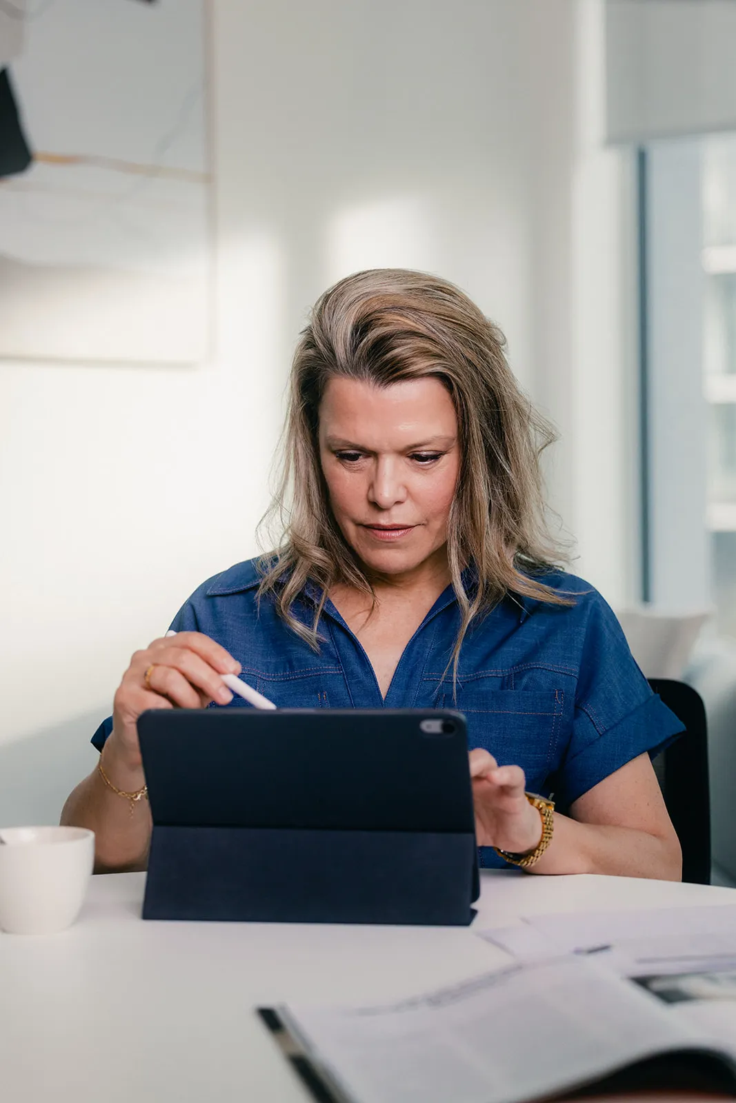 Stap 1 — iemand vult de 2.0 Scan in op een laptop