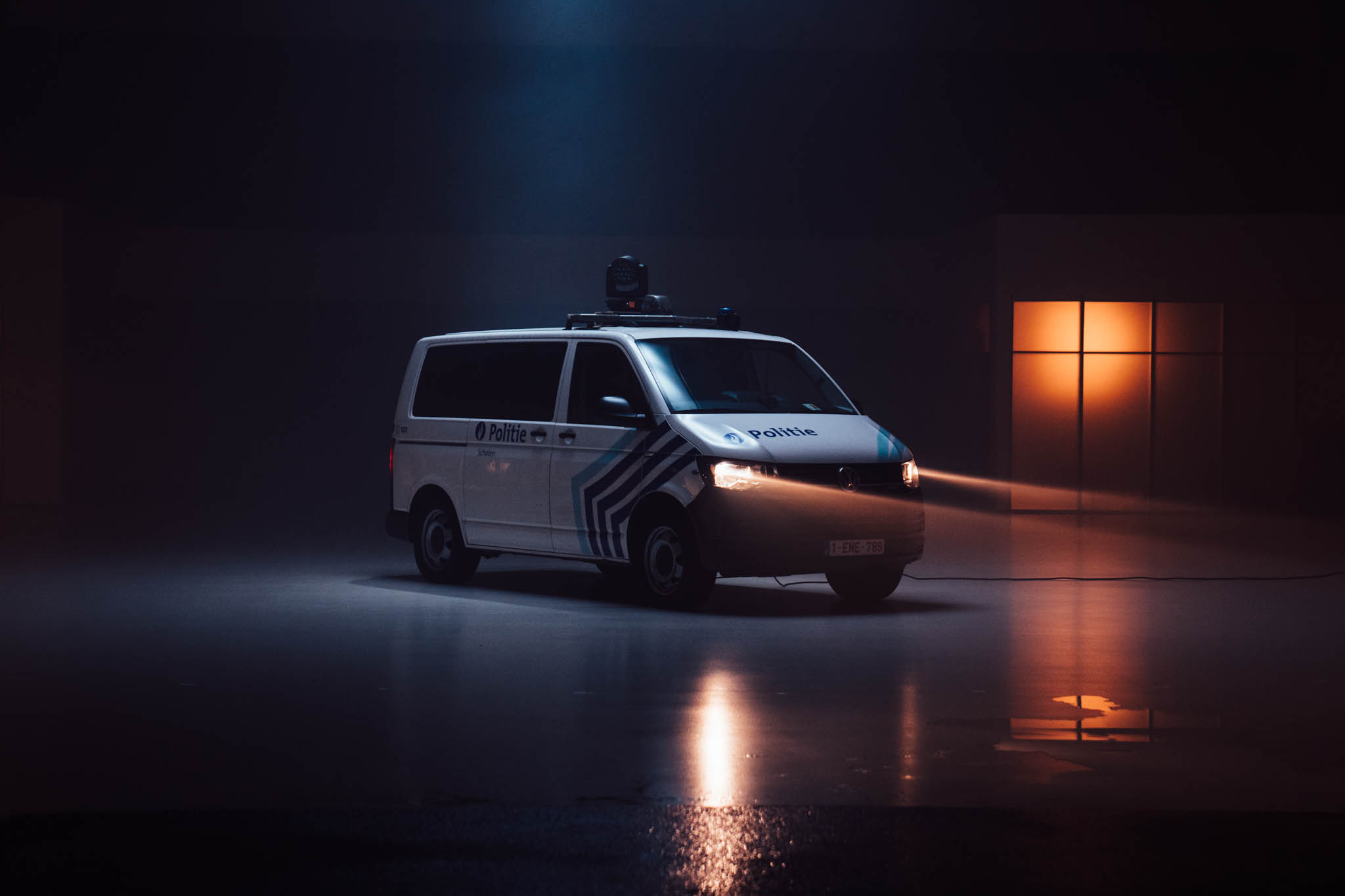 Federale Politie van lit in a dark studio for the recruitment campaign