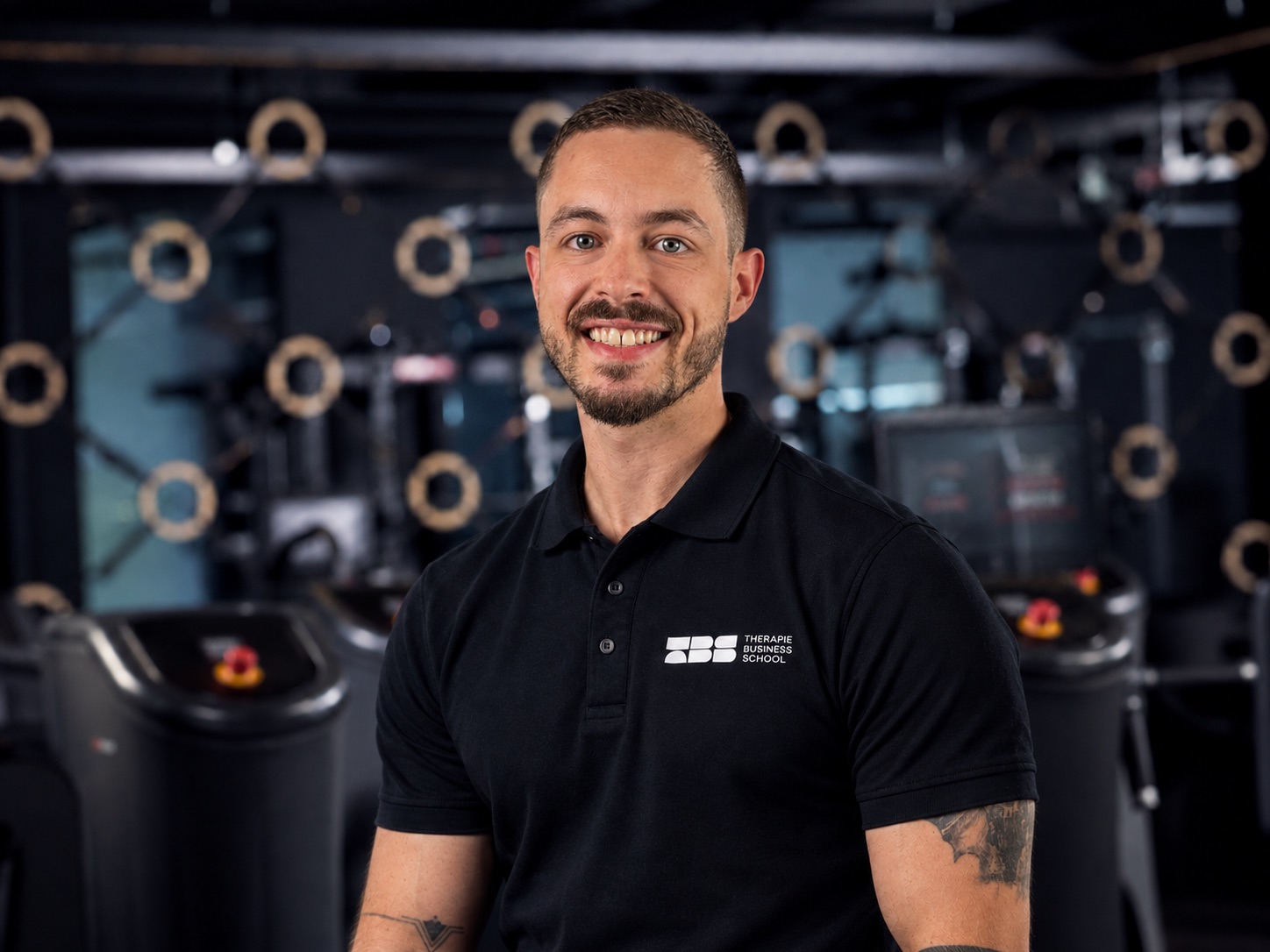 Porträt von Marcel aus dem Team der Therapie Business School.