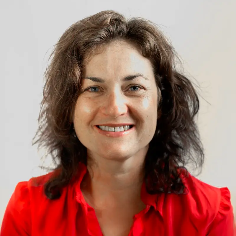 This is an image of Carmen Luisier, a female CEO of a Swiss marketing agency called Stratick