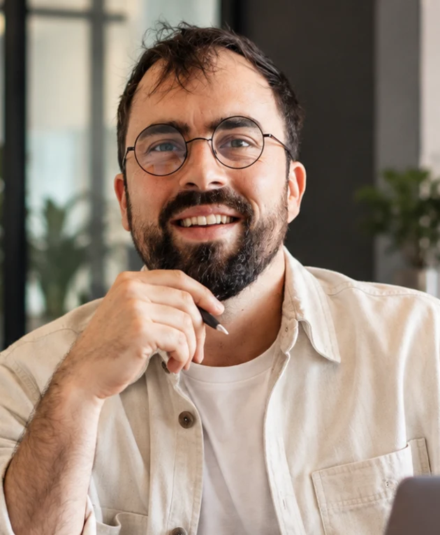 Portrait de Nicolas Cosson, directeur artistique à Caen
