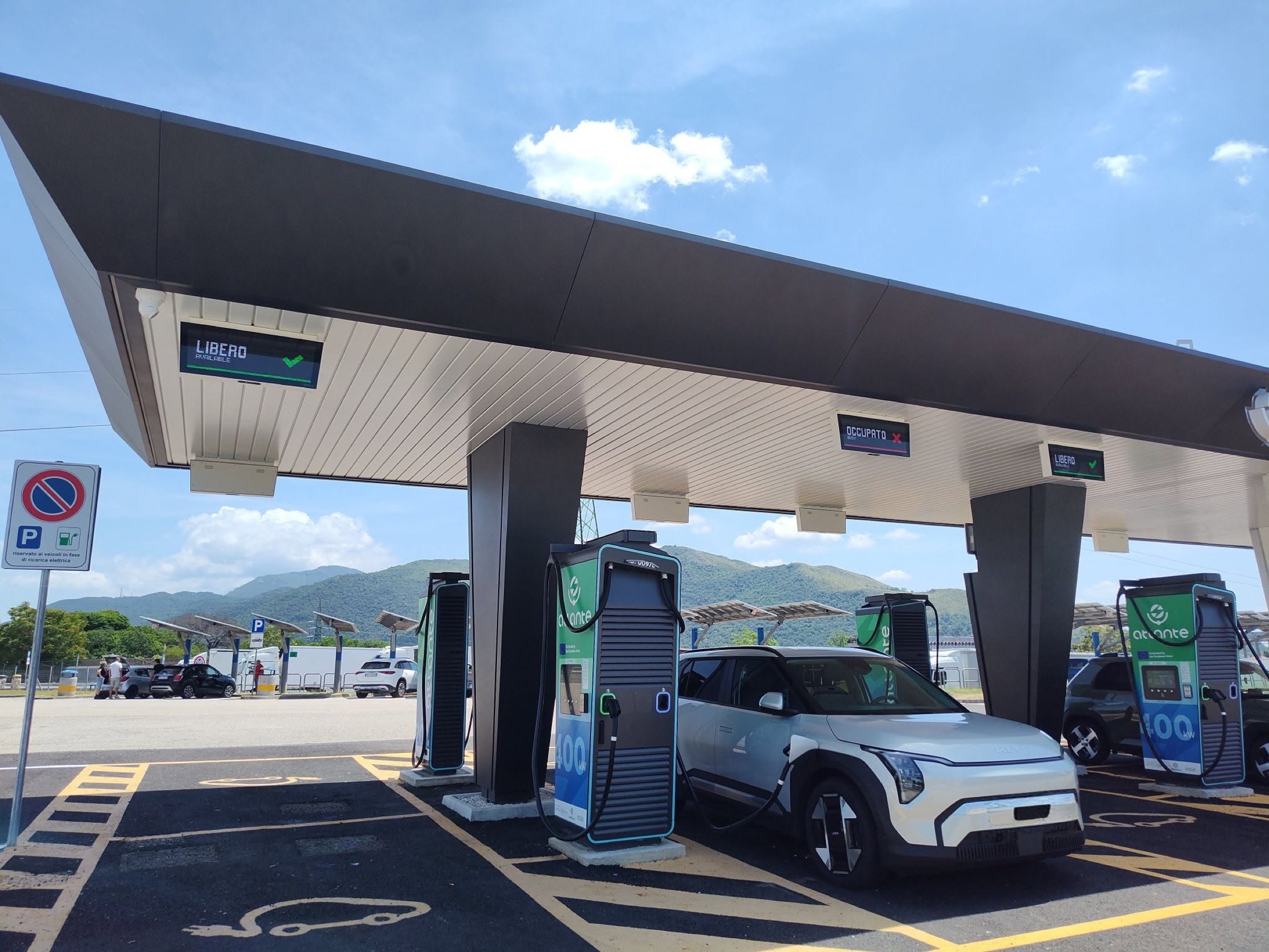 Stazioni di ricarica per veicoli elettrici