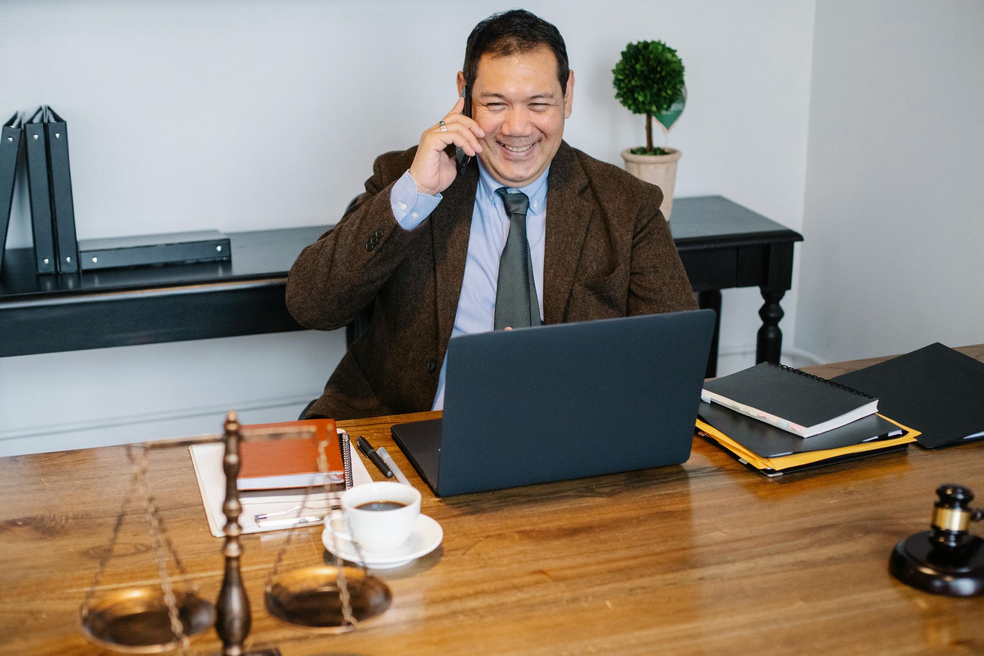Geo-Targeting for Lawyers: Reaching Local Clients with Digital Marketing