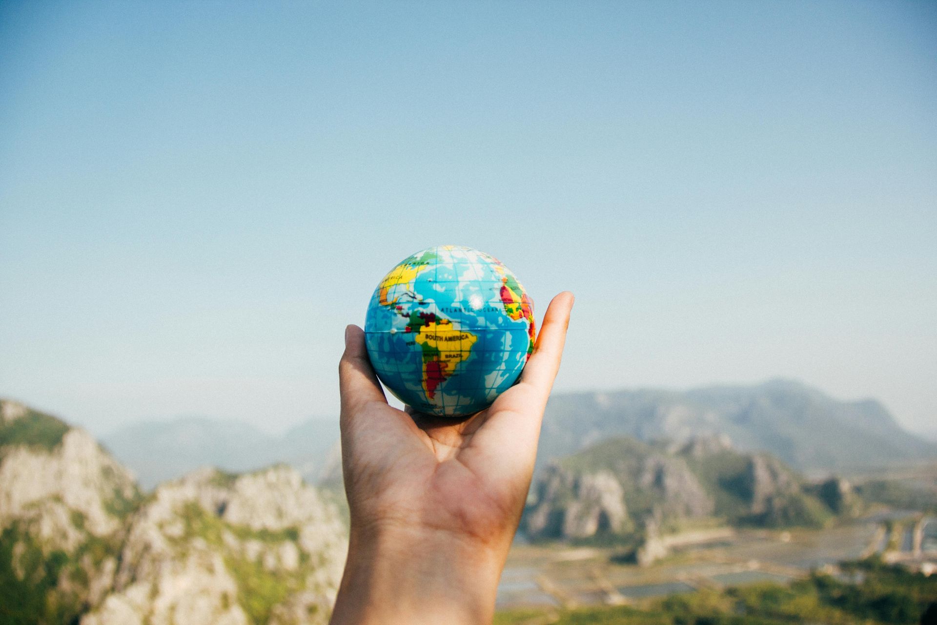 Google vs. Meta Ads: Which Platform Is Best for Tourism Bureaus?