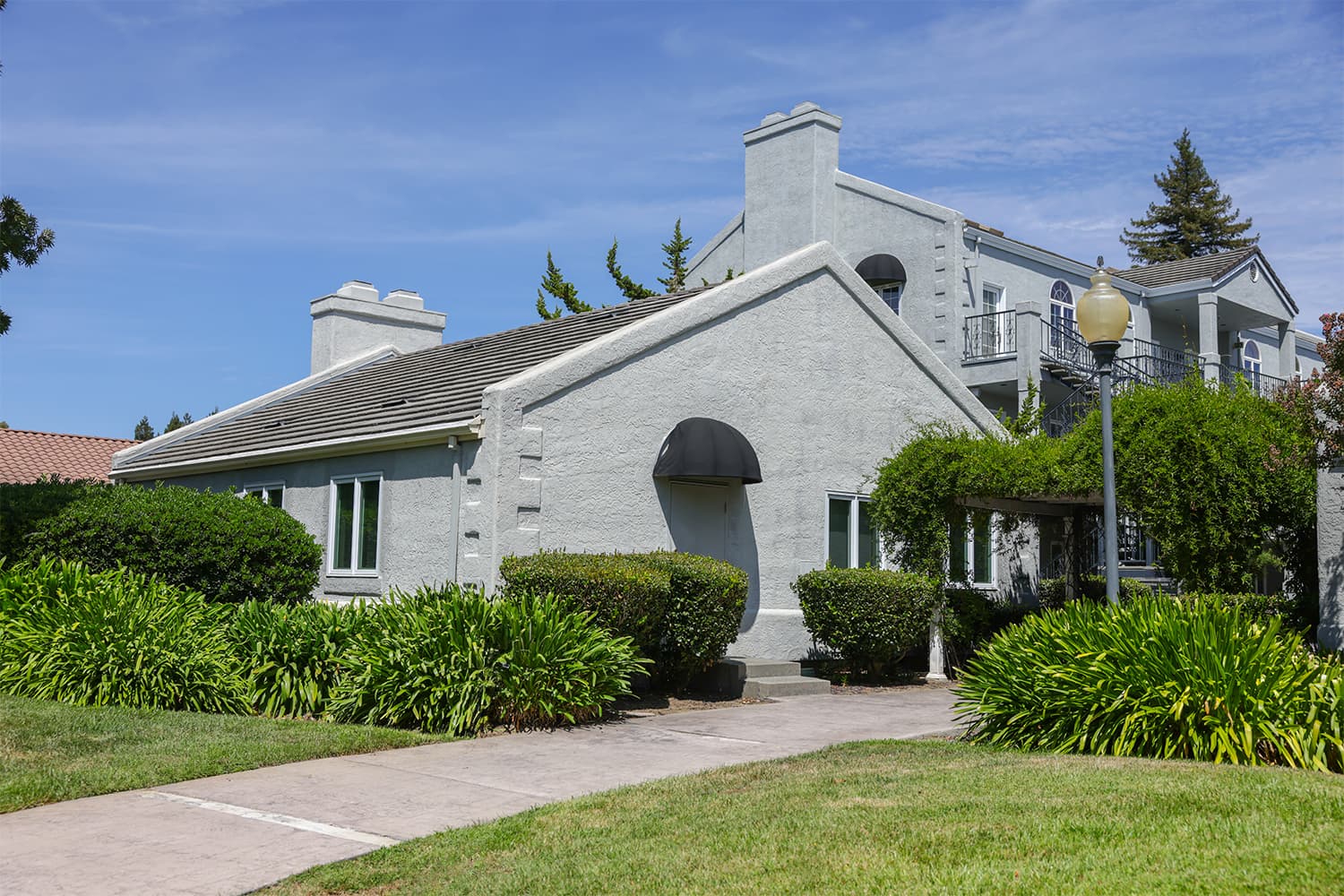 Exterior of Bevan Dental in Napa, CA, offering free second opinions from Dr. Kenneth J. Bevan