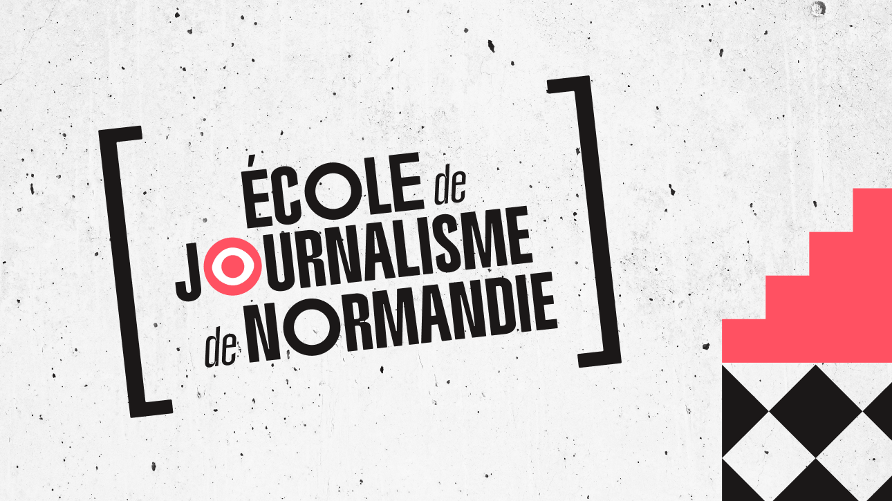Logo École de Journalisme de Normandie entre crochets, motifs damier et escalier