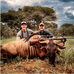 Blue wildebeest hunt — Lessing & Co.