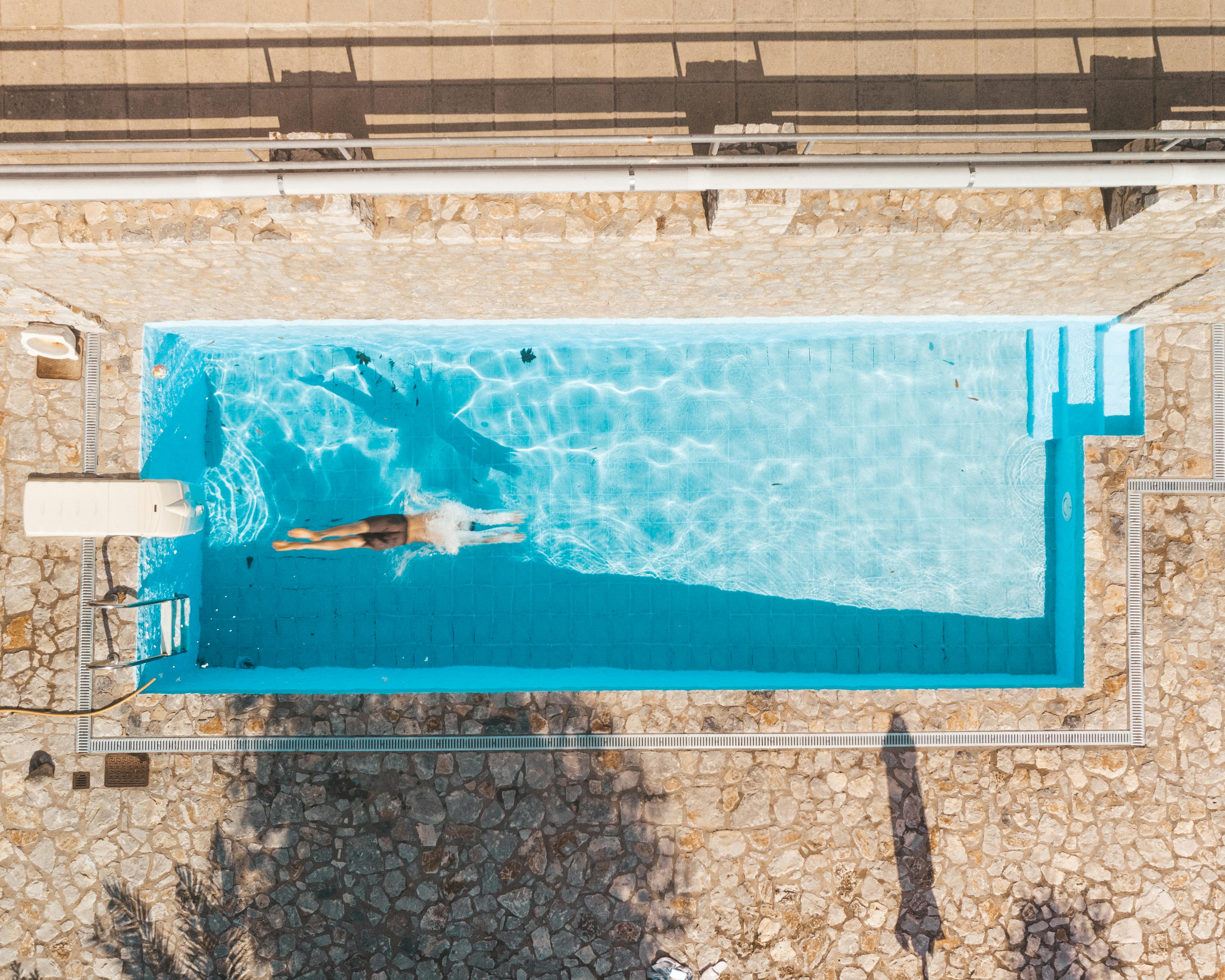The Texas Pool Owner's Guide to Cutting Costs Without Cutting Corners