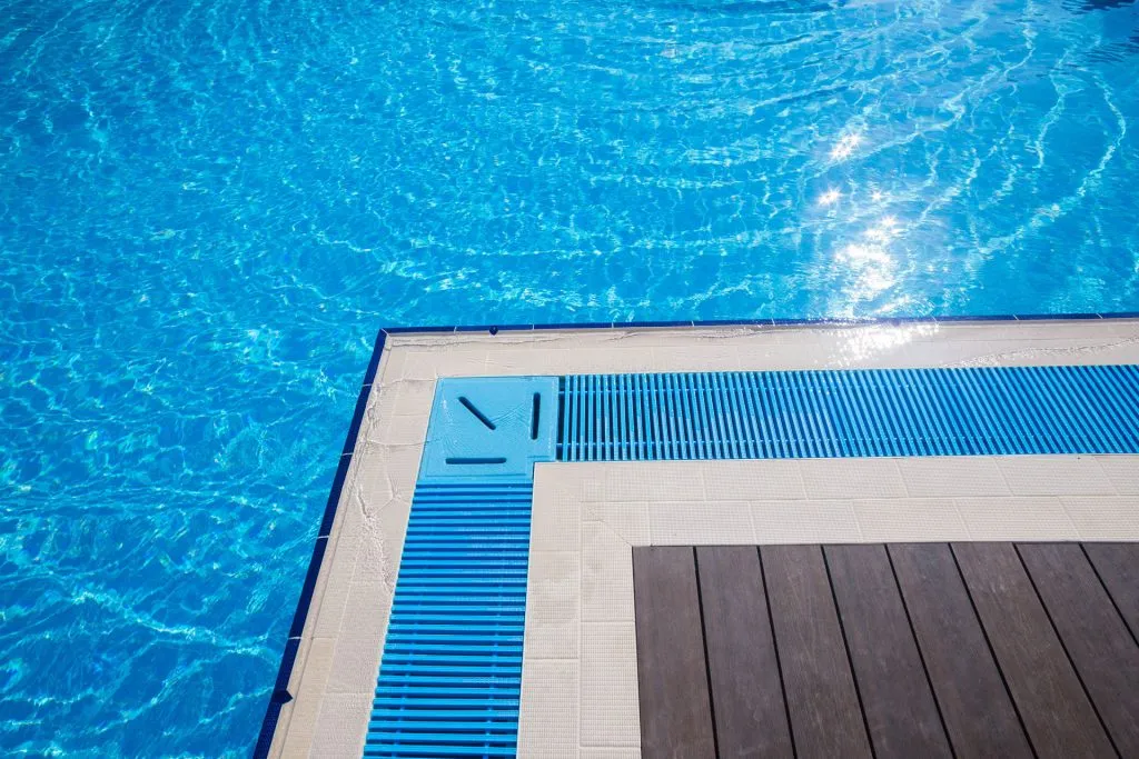 Why Texas Pool Owners Are Ditching the Manual Controls — And What Smart Pool Automation Actually Does