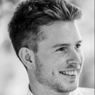 Jason Larson - Growth Webflow Template