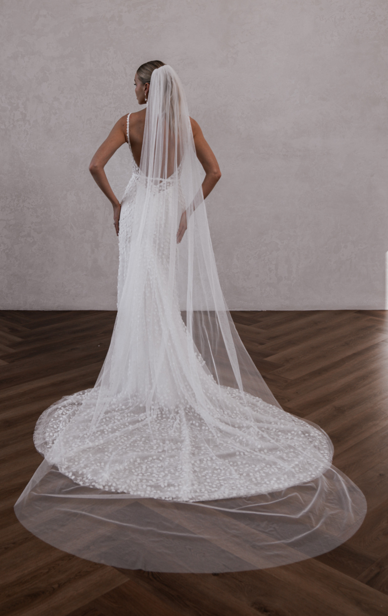 LOUIE V2 by MWL BRIDE — 4