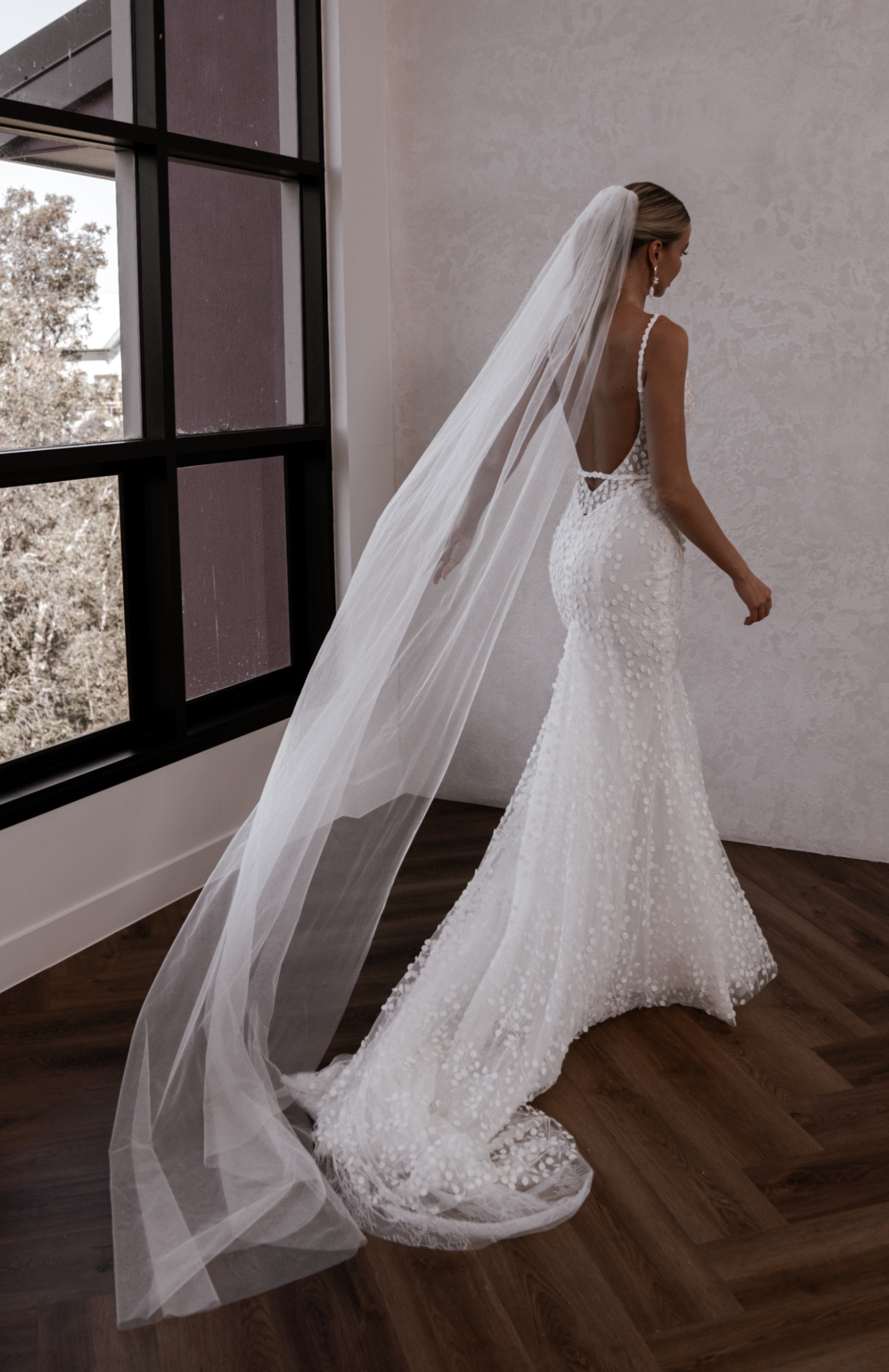 LOUIE V2 by MWL BRIDE — 5