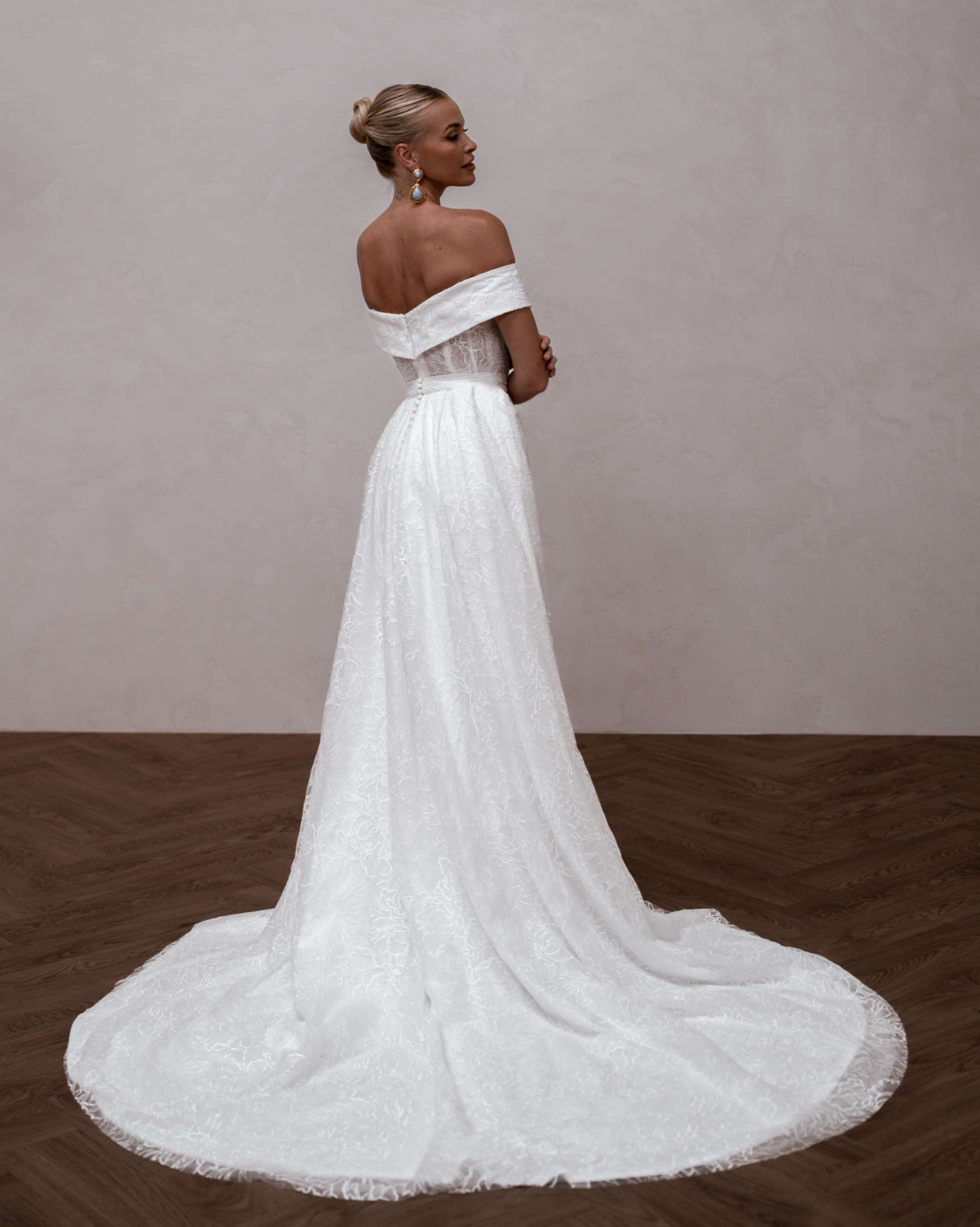 PIA by MWL BRIDE — 8