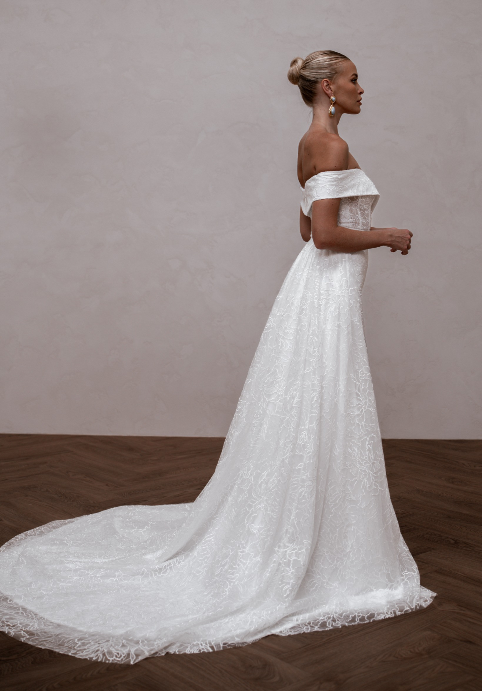 PIA by MWL BRIDE — 7