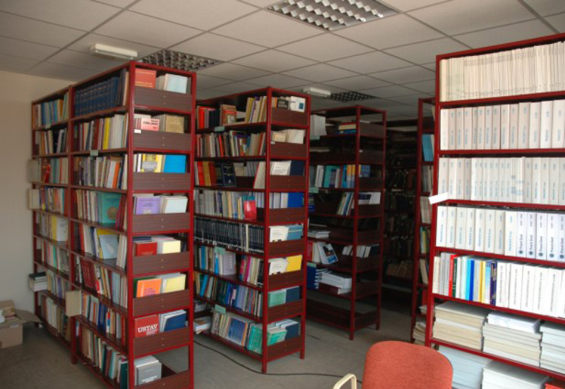 Library of the Faculty of Law in Pale