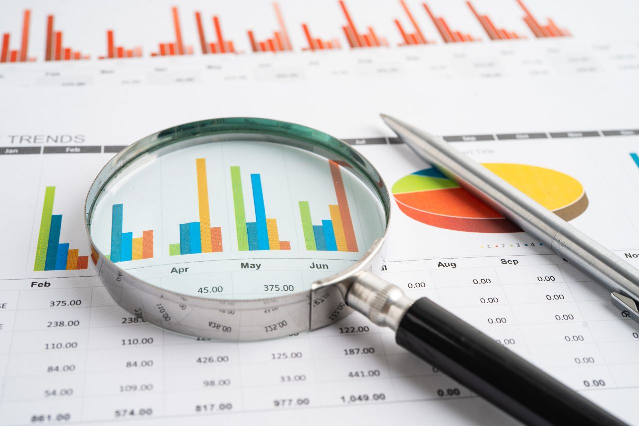 Do Excel ao Zoho: como a Webpeak migra seus dados com lucro?