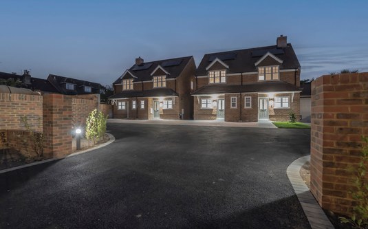 Plot gallery photograph