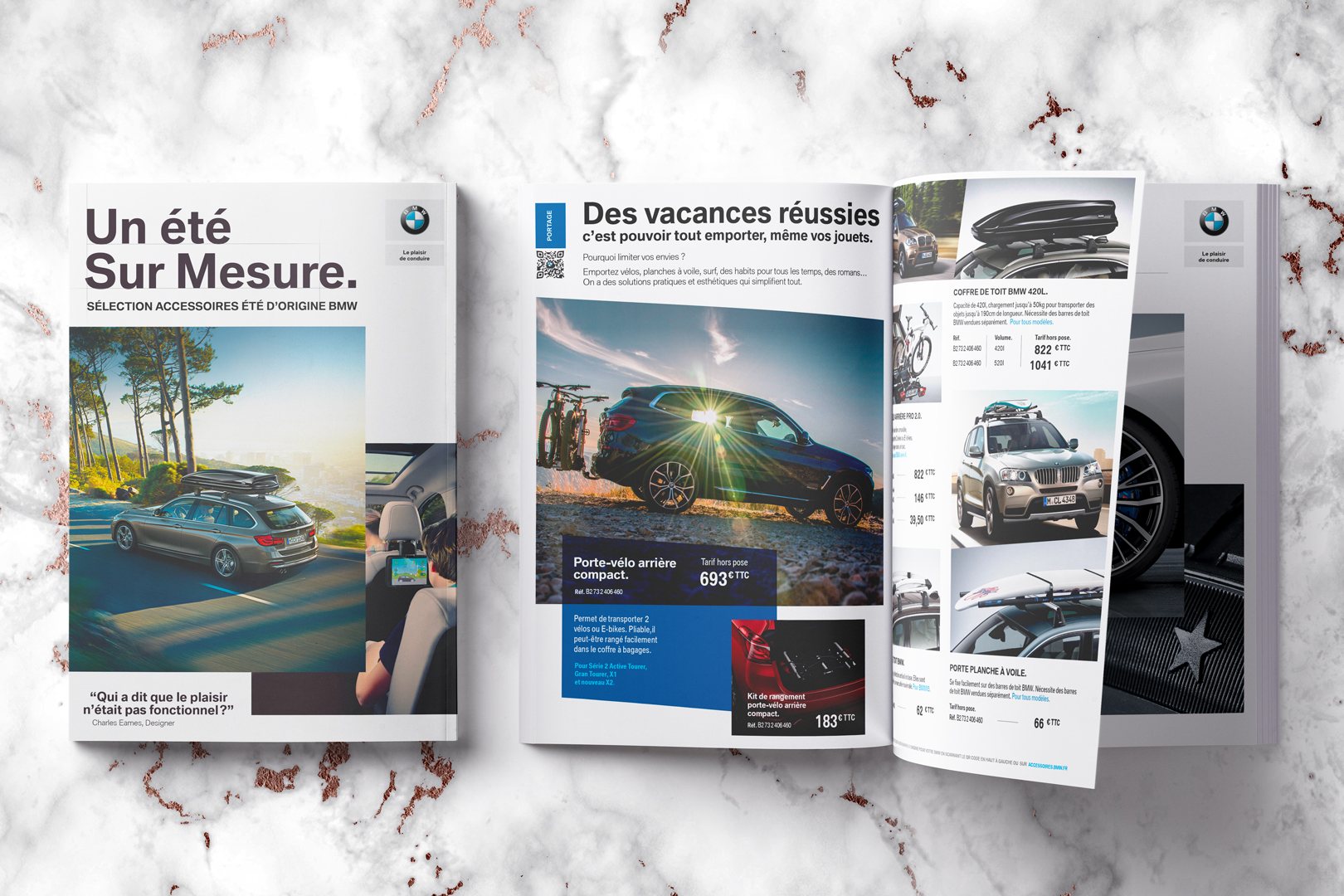BMW : la brochure « Un été sur mesure » ouverte sur le marbre, sa couverture et la double page des accessoires d’été