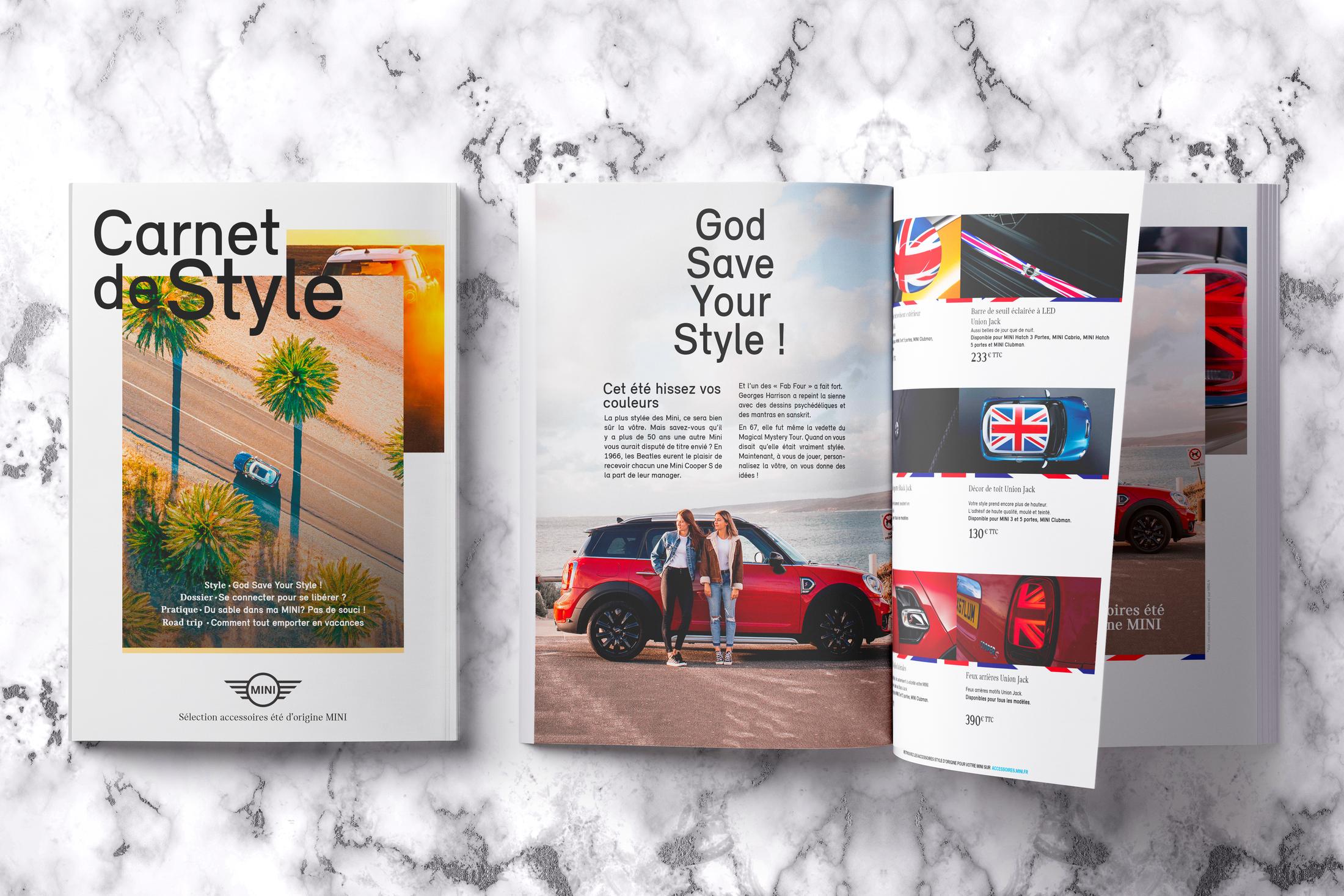 MINI : le « Carnet de style » ouvert sur le marbre, sa couverture et la double page « God Save Your Style ! »