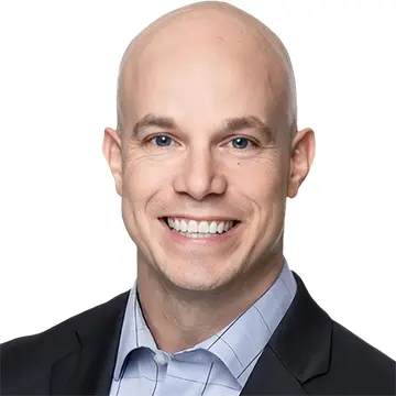 Aaron Clark headshot