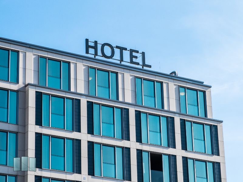 Hotel mit Glasfolie