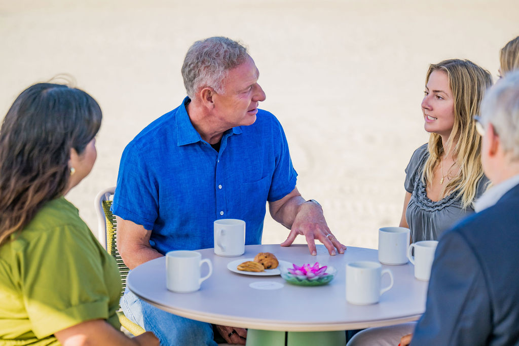 Scott Peters talking with San Diegans over coffee
