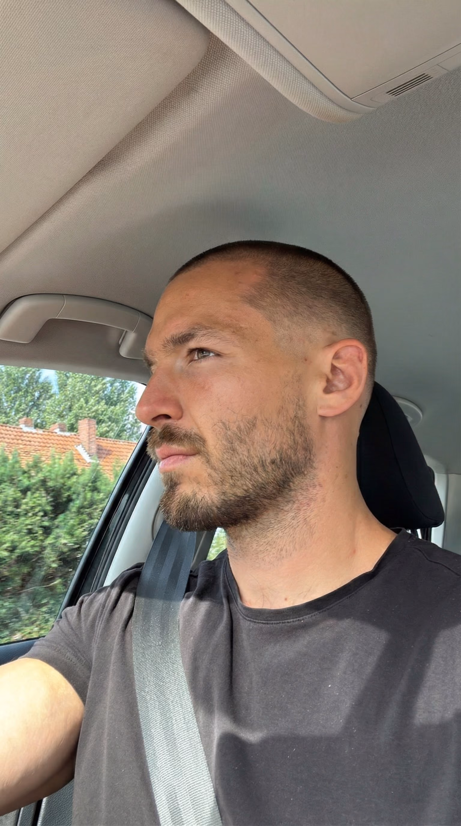 Founder Memo: Warum EMS-Studios falsche Versprechen verkaufen – und was das mit der ganzen Fitnessbranche macht