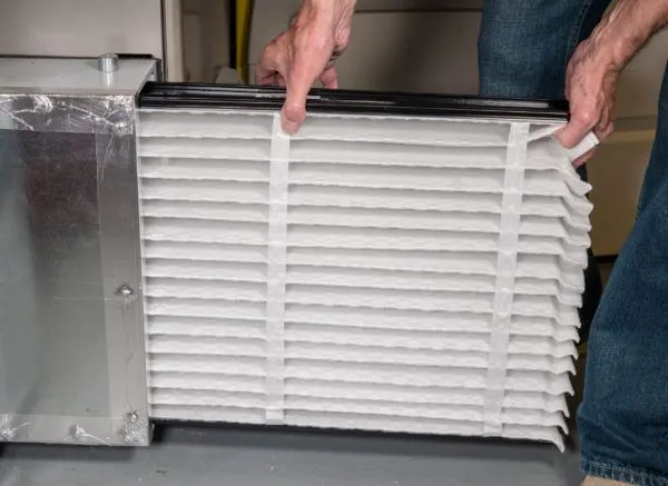 Changing air filter.