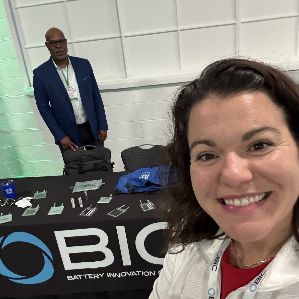 Les Alexander and Alyssa Stavola at the Battery Innovation Center booth at The Battery Show in Detroit