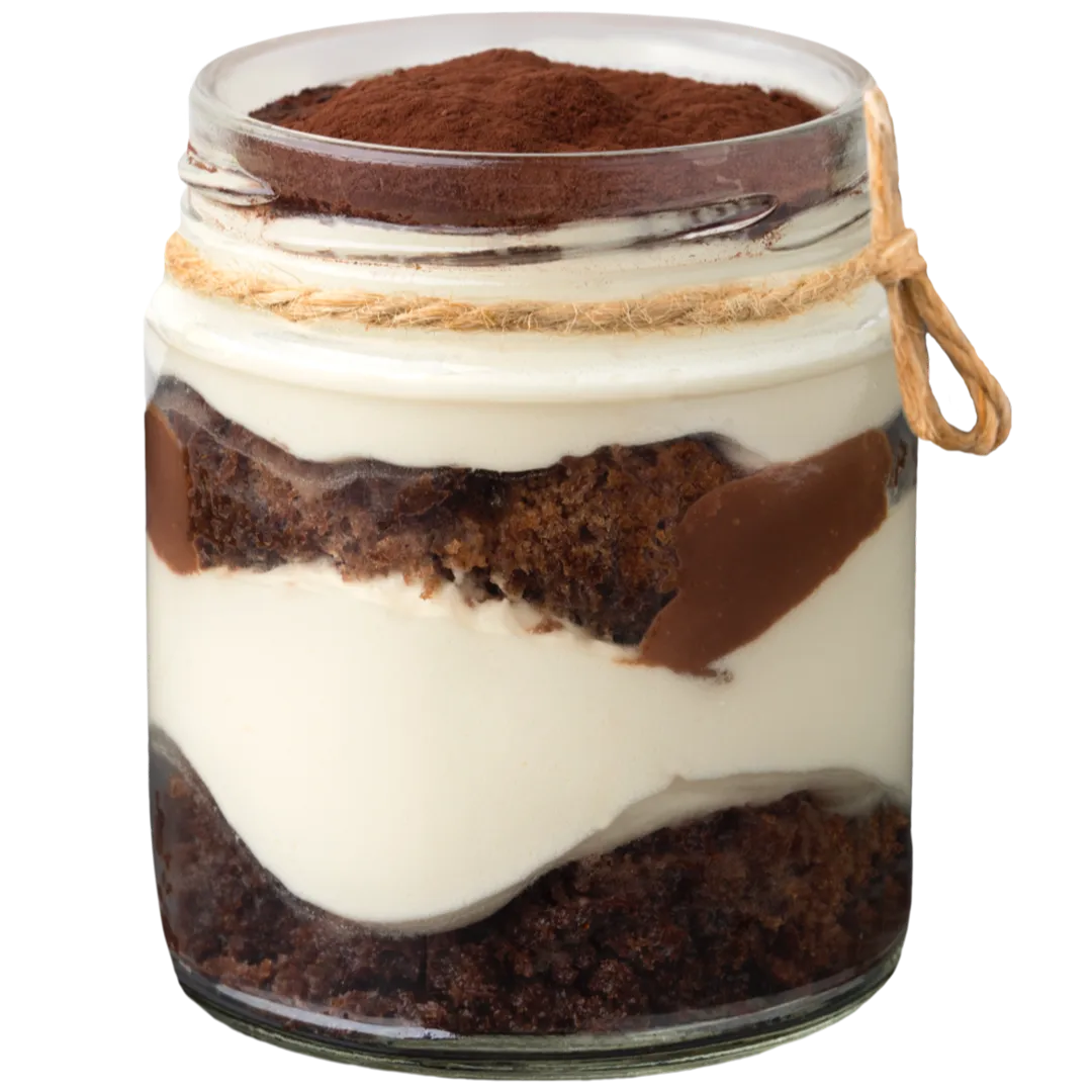 Tiramisú clásico con mascarpone y bizcocho bañado en café en tarro de vidrio individual
