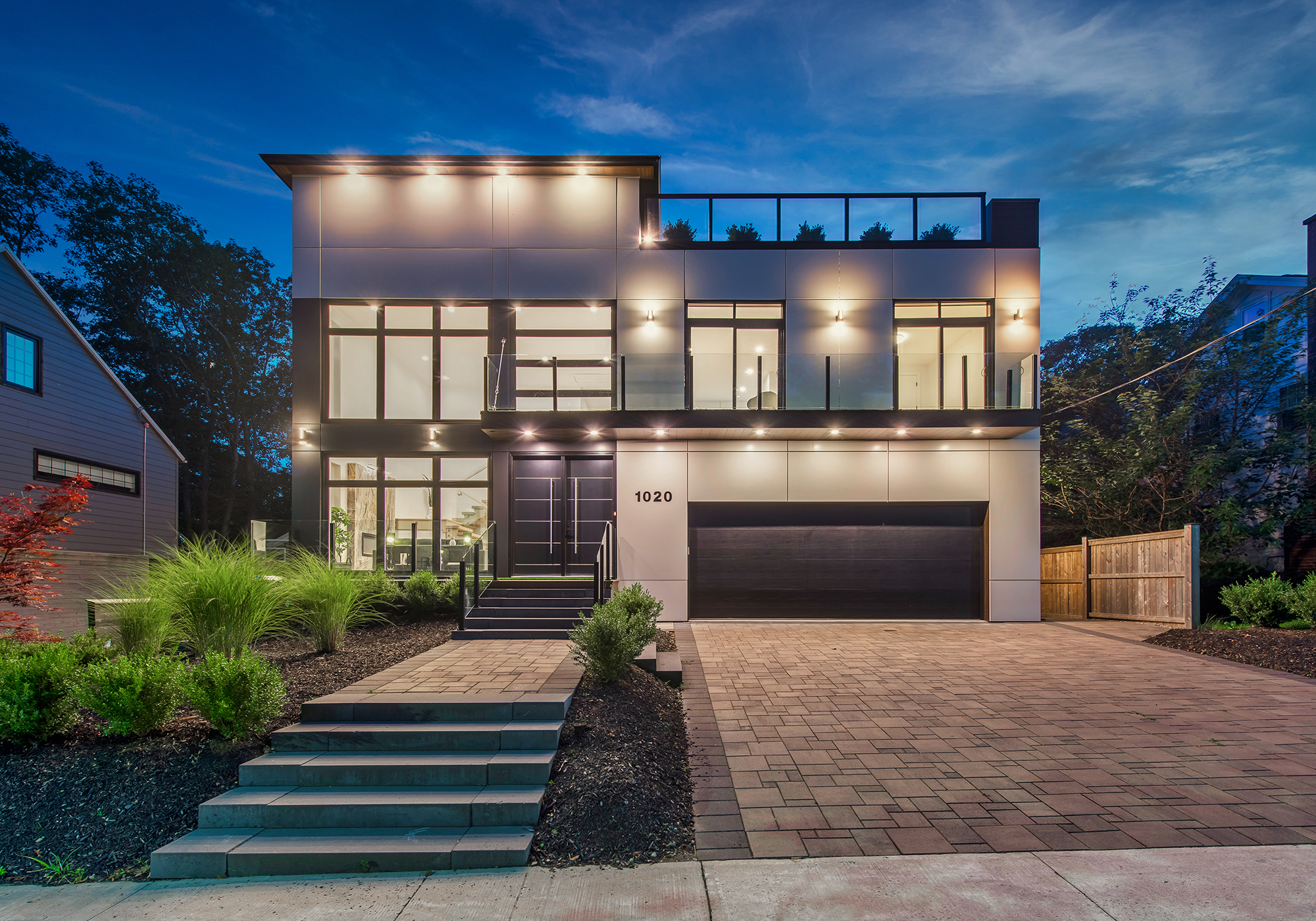 Modern home at twilight, real twilight photography by Newlife Studio, Halifax