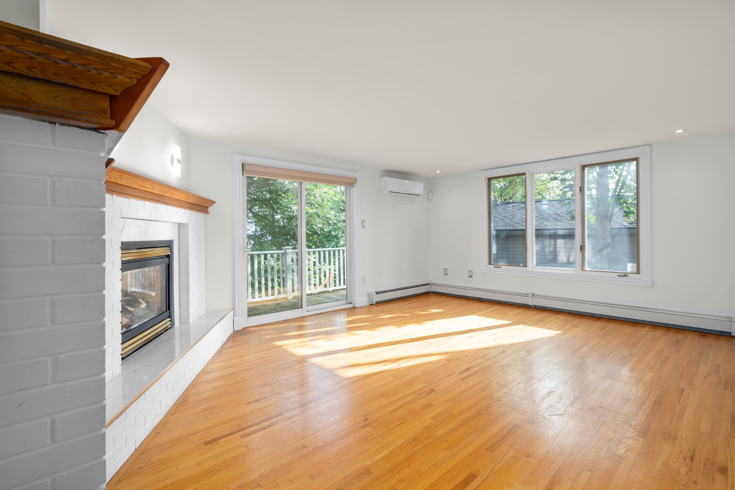 Empty living room before virtual staging