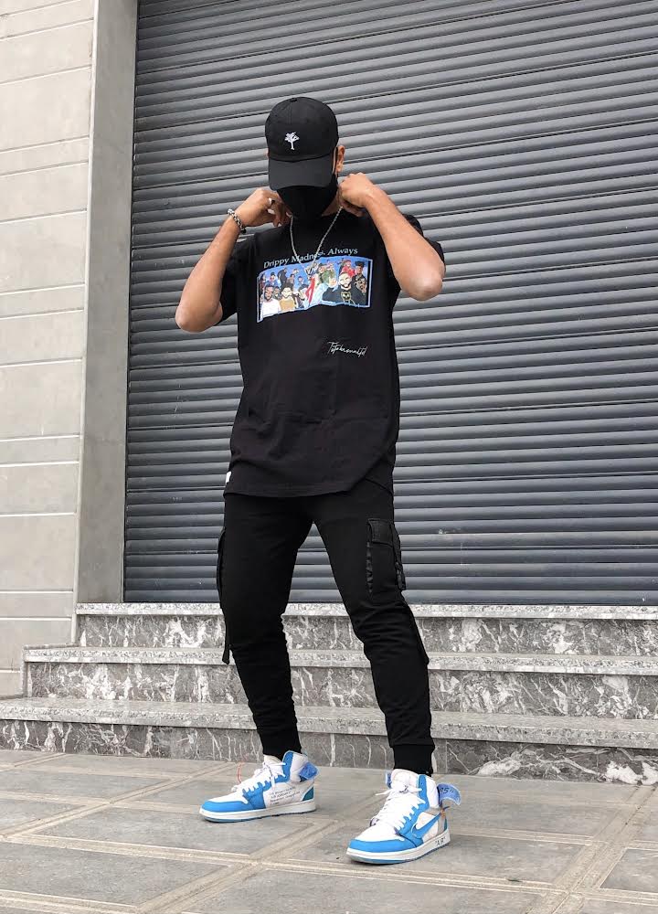 TSTMKRSunltd black graphic tee street look