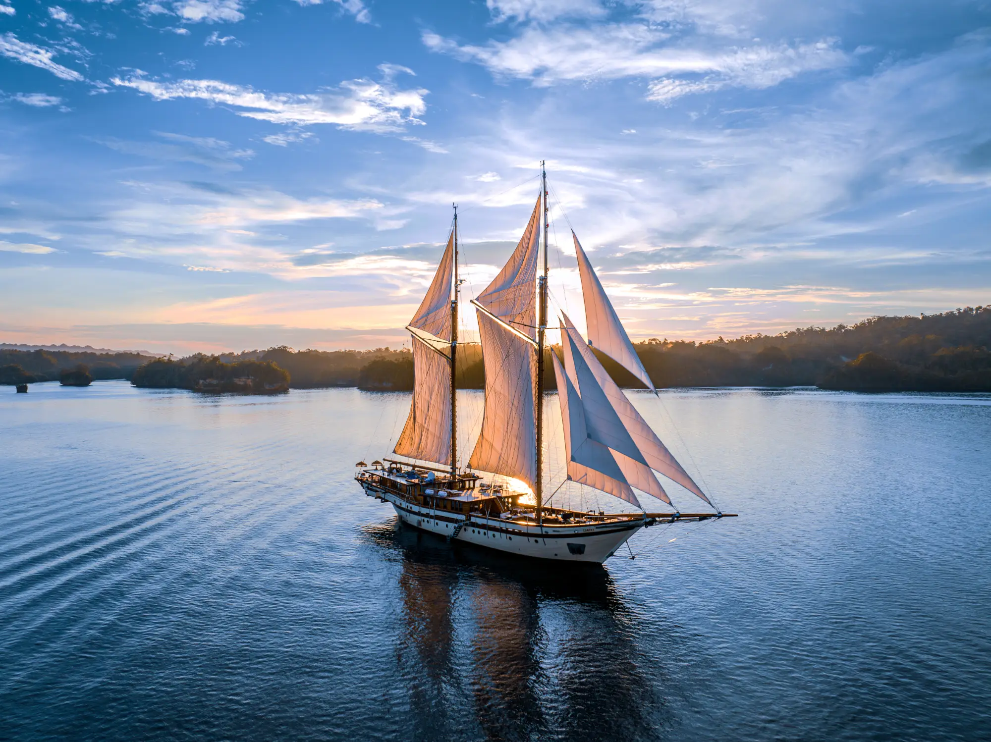 The sailing yacht Lamima under way in Indonesia