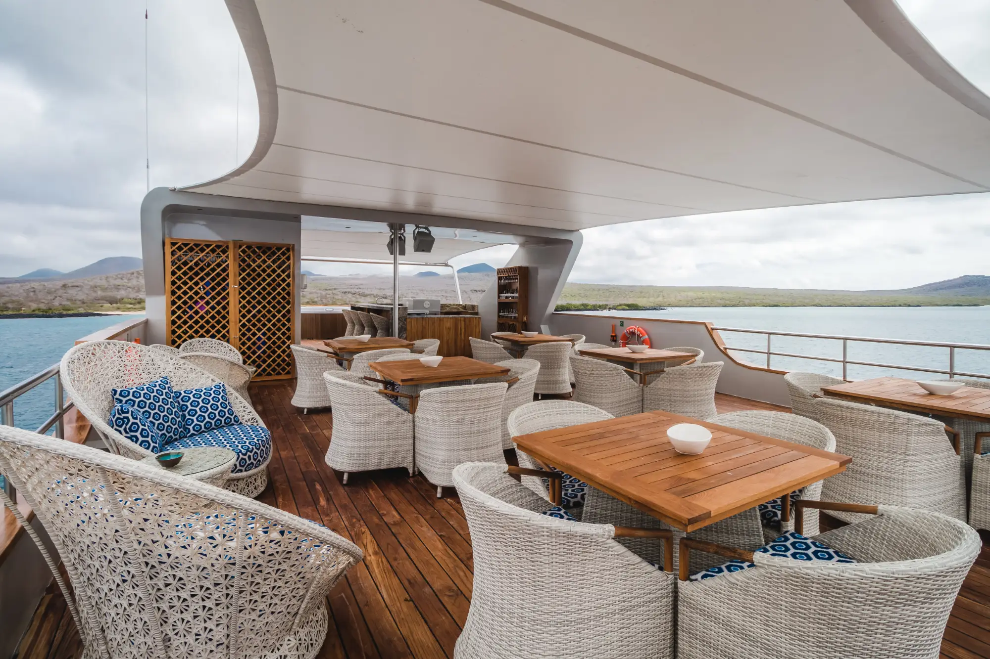 Deck space: open deck space on the sundeck